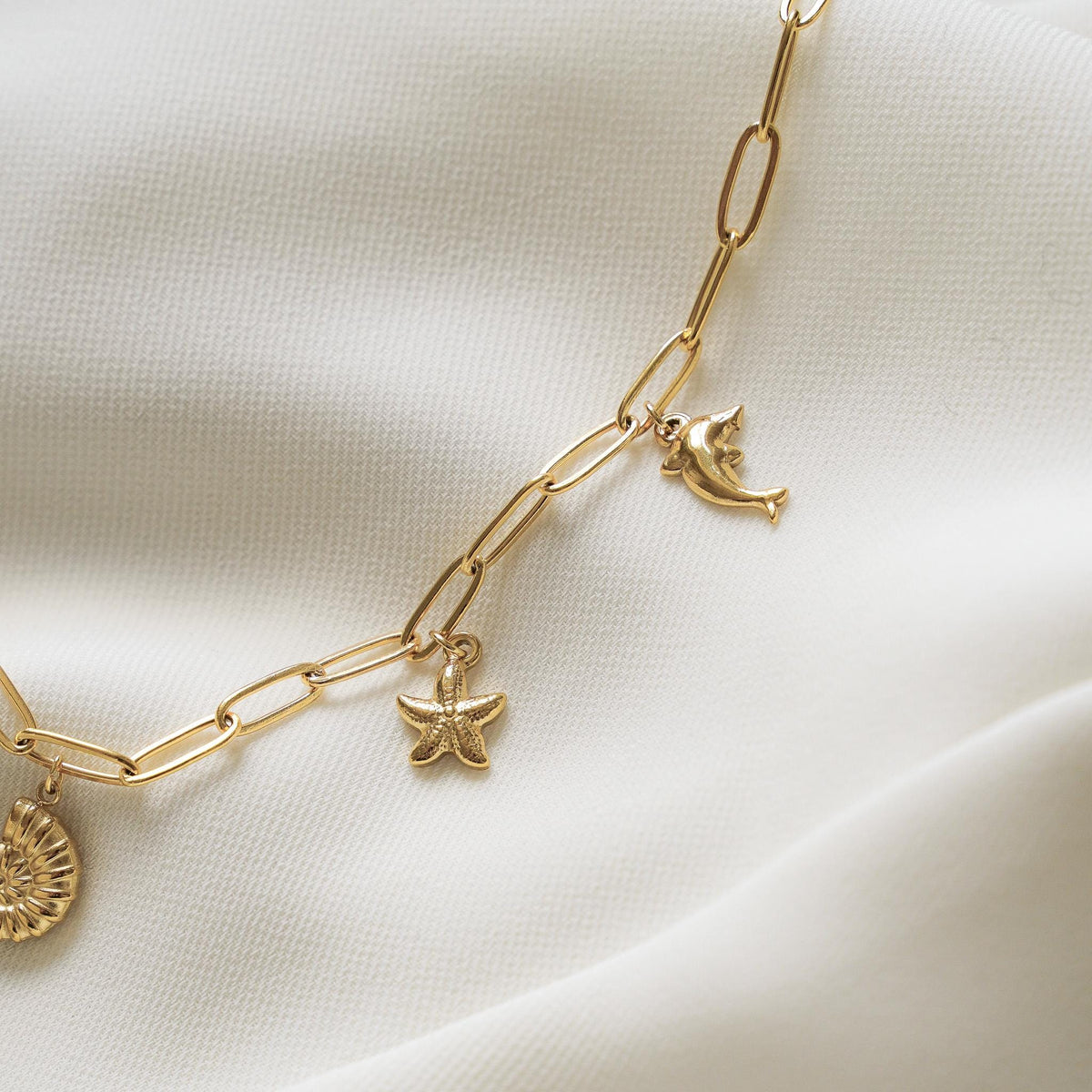 Collier breloques mer et plage Lorette photo 6