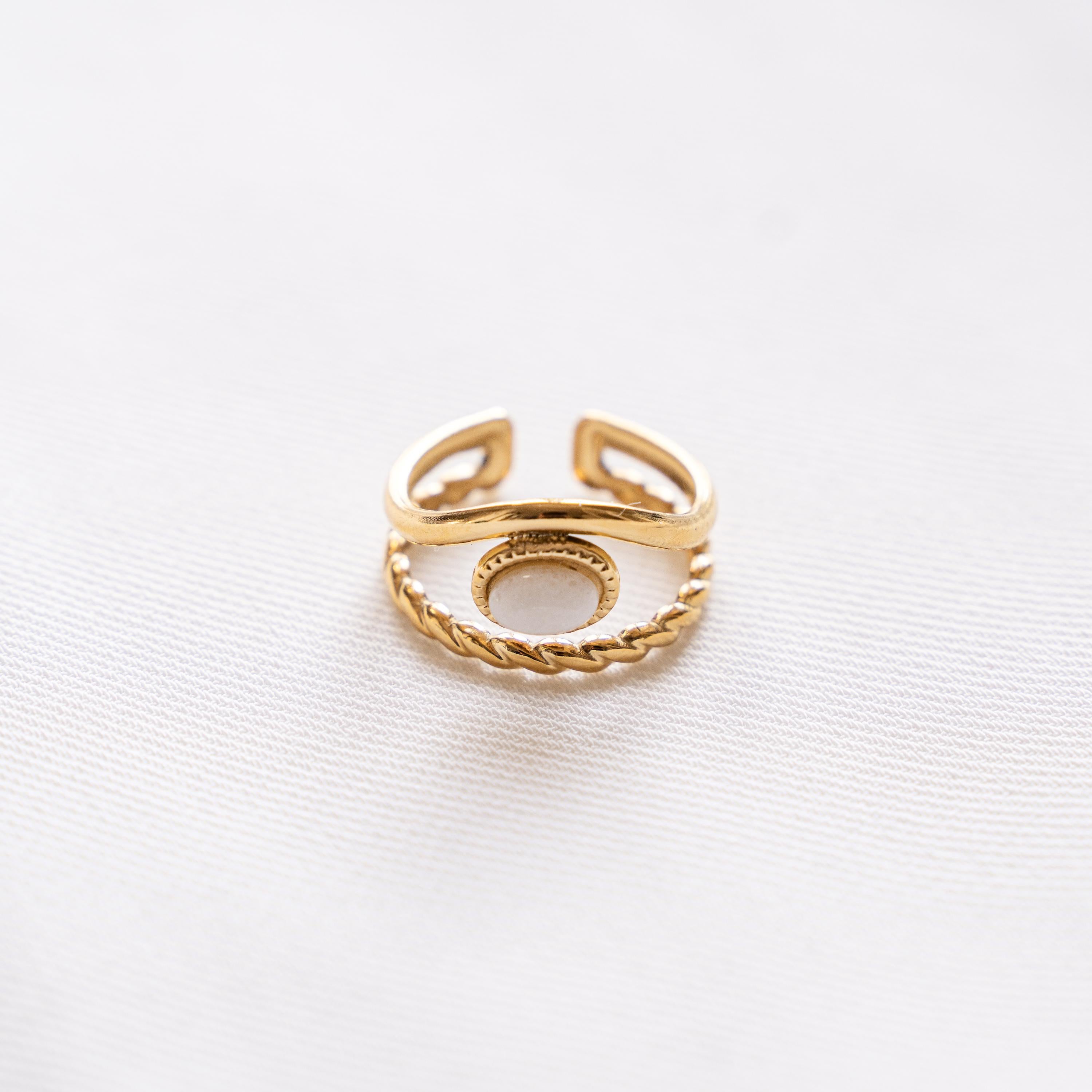 Bague femme acier inoxydable moderne pierre naturelle agate blanche / bague fine réglable dorée water resistant