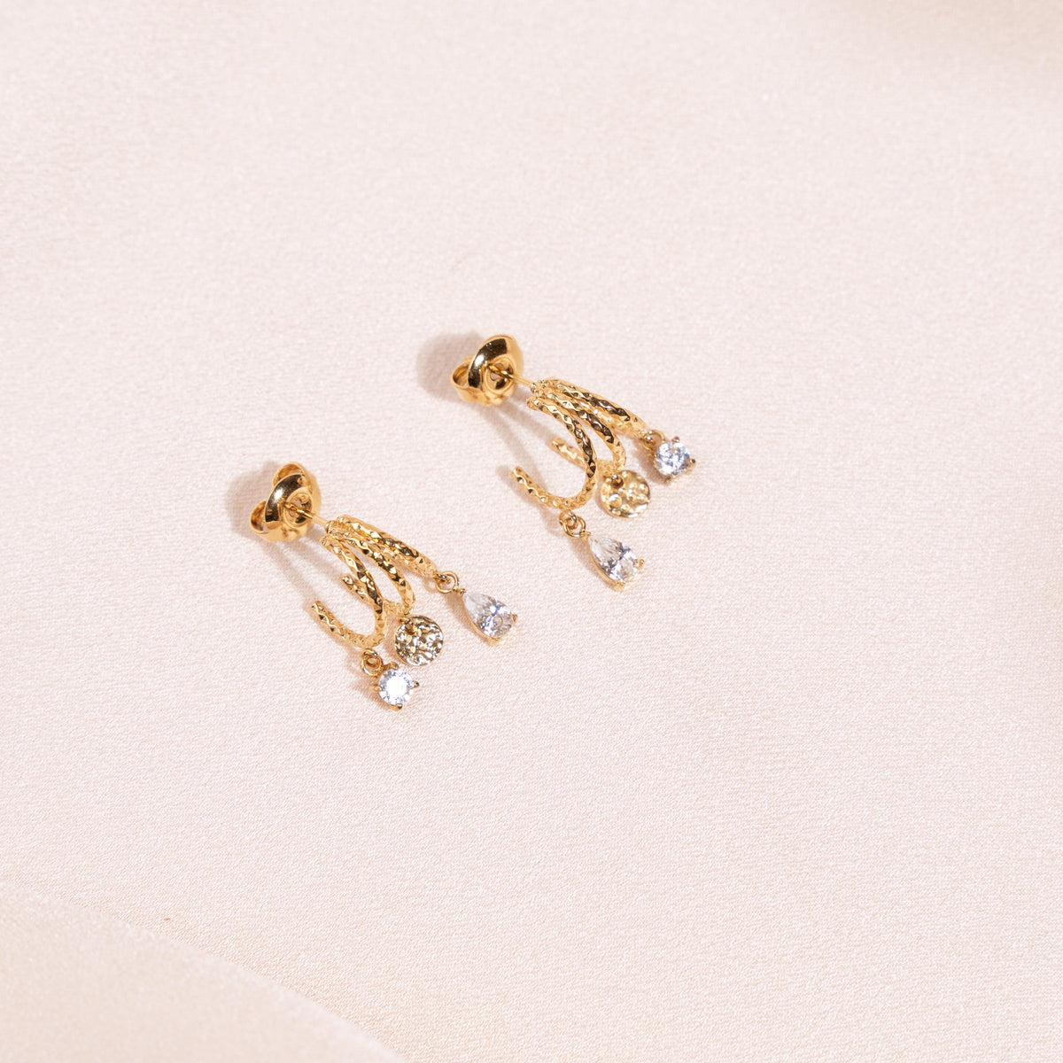 Créoles trois anneaux zircons Armelle photo 5
