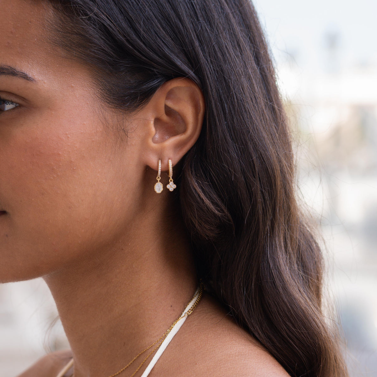 Boucles d'oreilles cristal de roche et Blanche photo 2