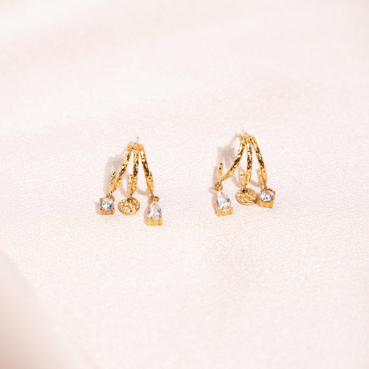 Créoles trois anneaux zircons Armelle photo 3