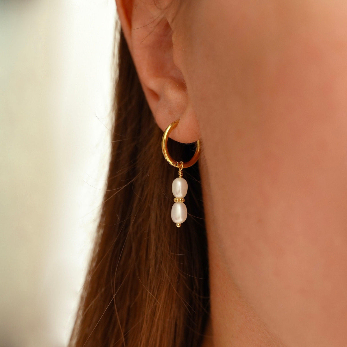 Créoles femme perle d'eau douce Dauphine