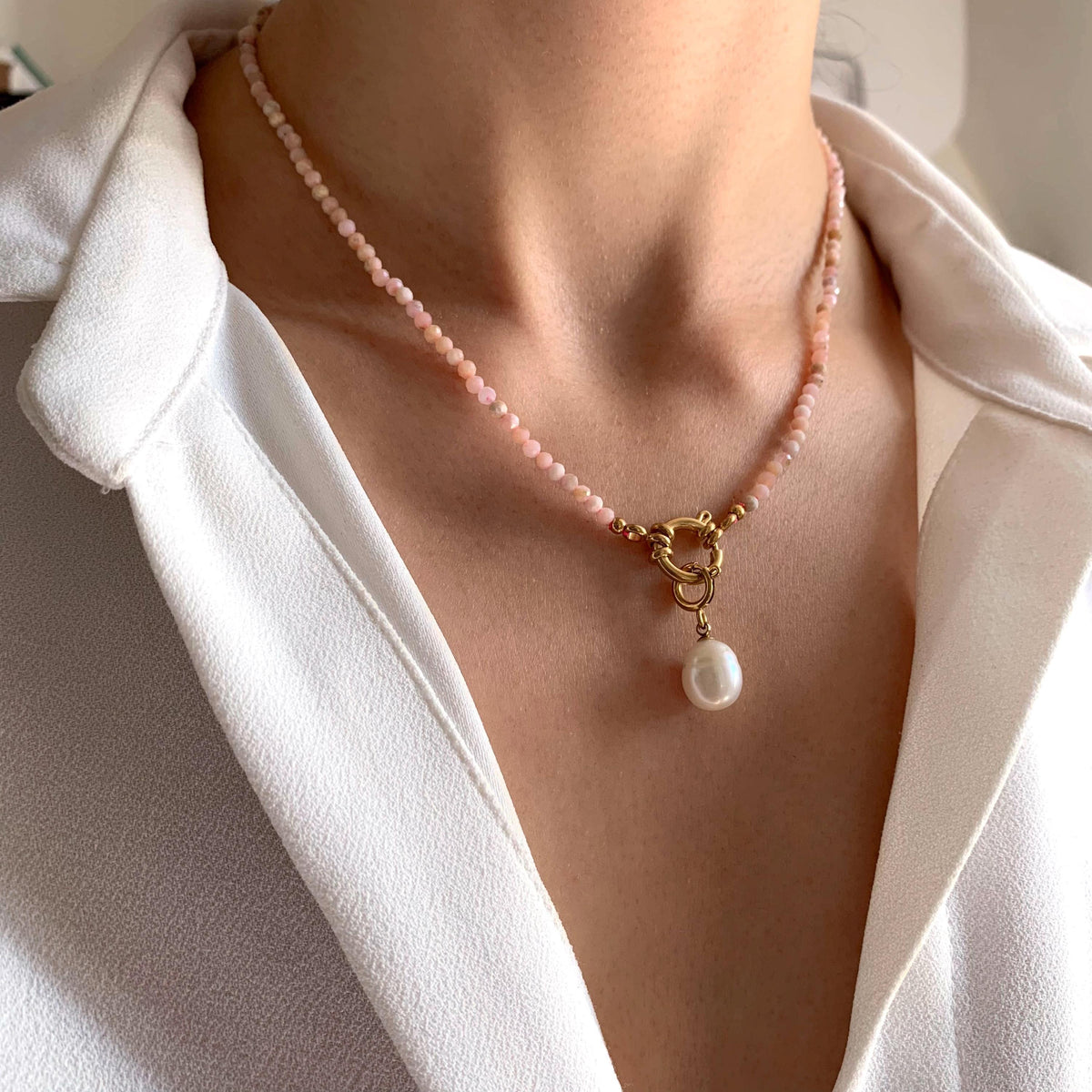 Collier préhnite et perle d'eau douce Eugénie photo 5