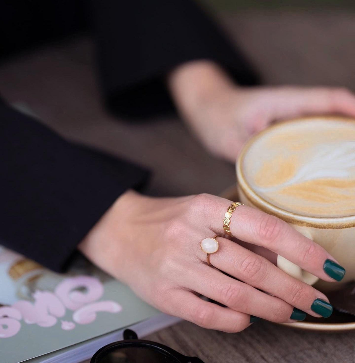 Bague femme pierre ovale nacre Yvonne photo 6