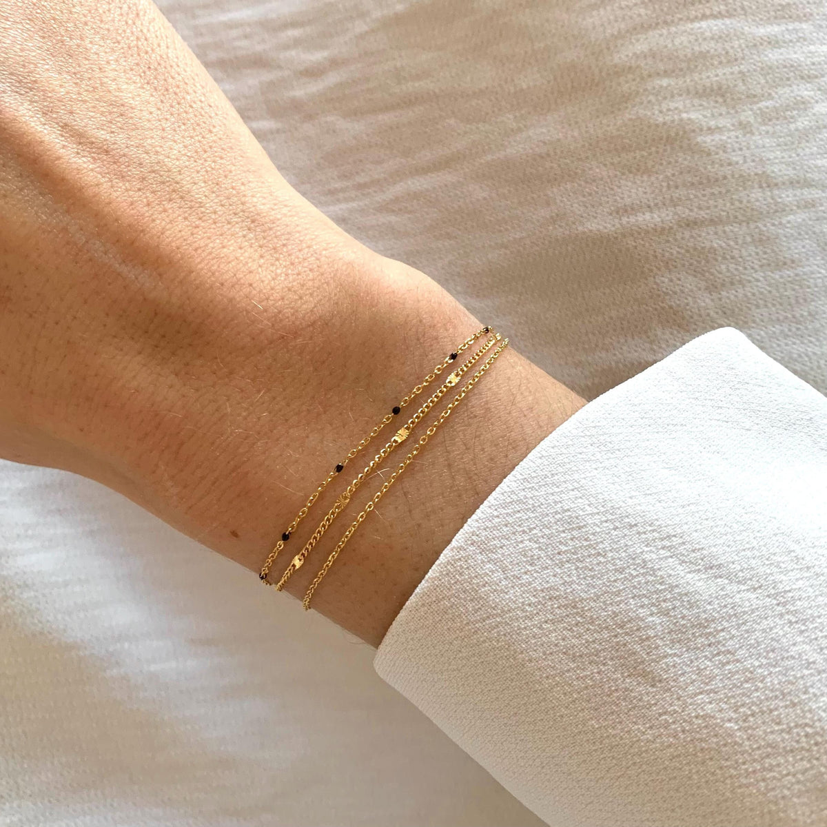 Bracelet femme chaîne à billes noir Lili