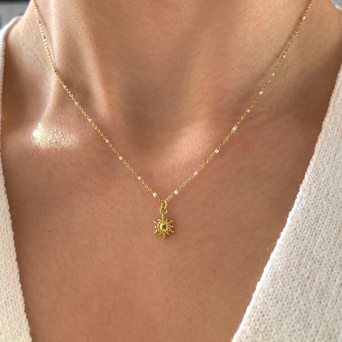 Collier pendentif soleil mini Éléonore