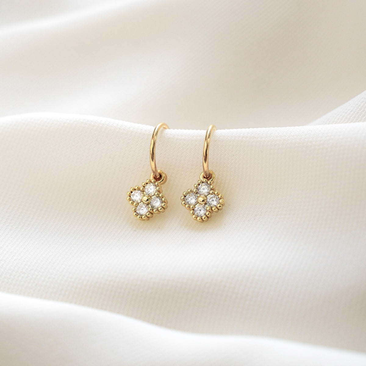Boucles d'oreilles trèfle zircon noir Victorine photo 5