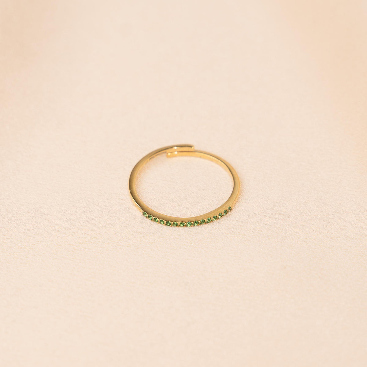 Bague fine sertie zircons verts Vendôme photo 4