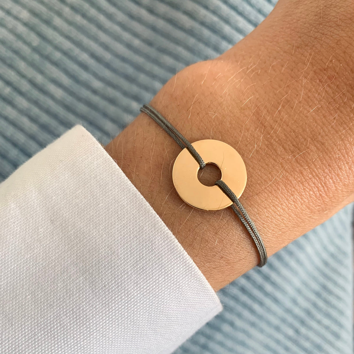 Bracelet cordon gris anneau plaqué or Albertine