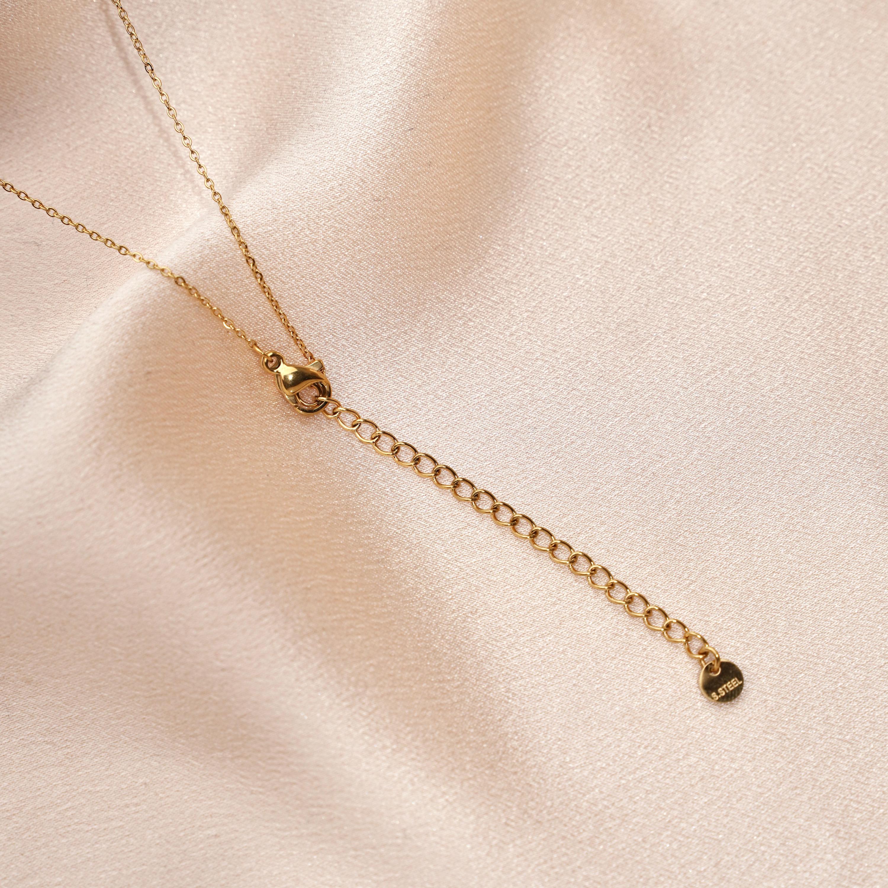 Collier coeur en acier inoxydable et oxyde de zirconium brillant / Collier femme fin chaine fine