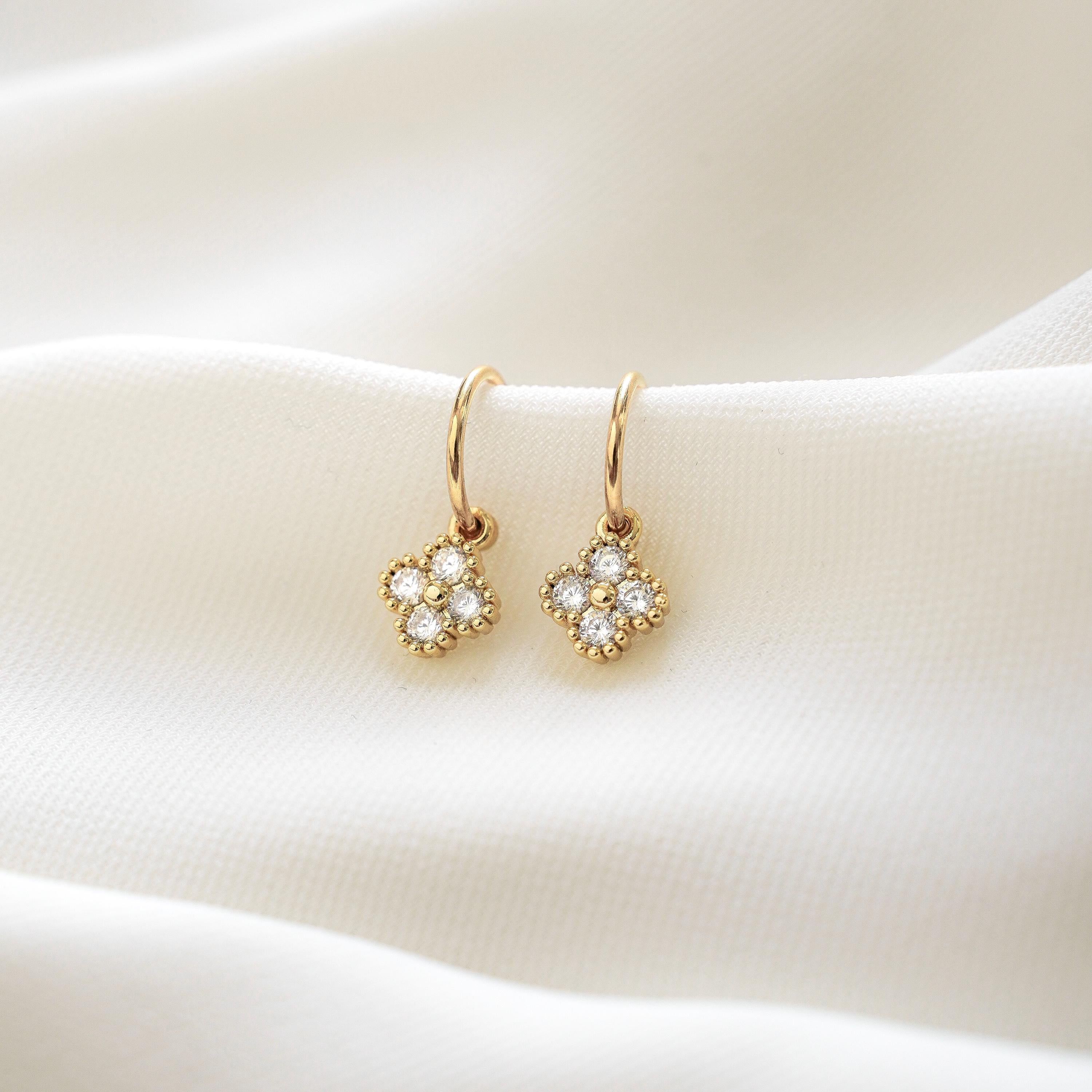 Boucles d'oreilles acier inoxydable pendantes trèfle brilliant oxyde de ziconium