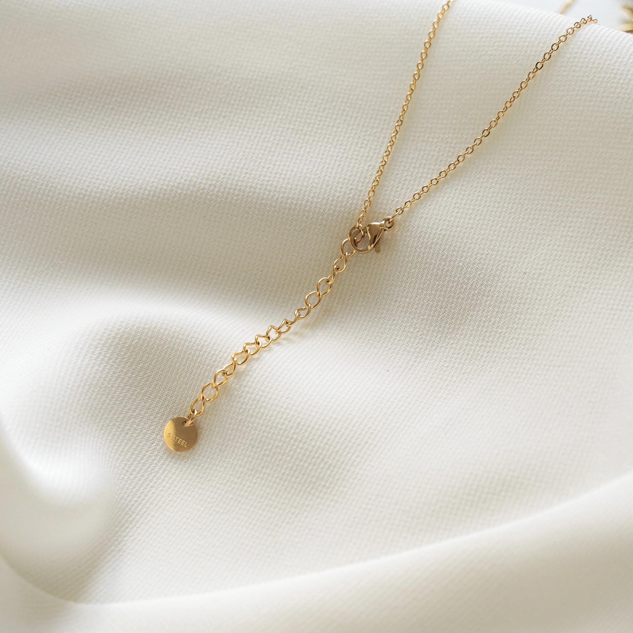 Collier fin pendentif soleil / Collier femme minimaliste chaine fine acier inoxydable / Cadeau femme