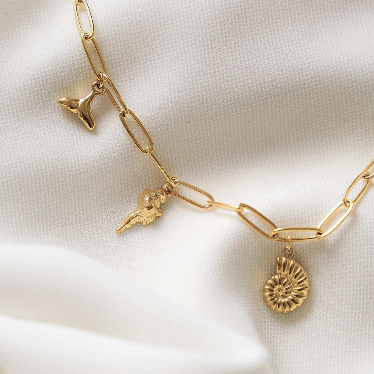 Collier breloques mer et plage Lorette photo 4