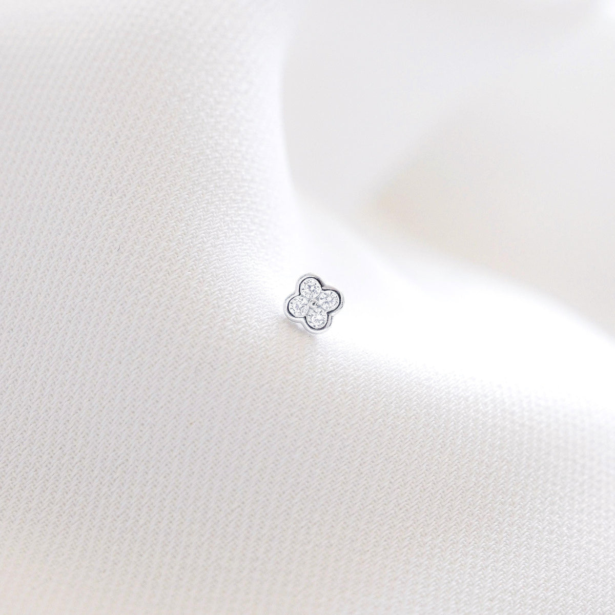 Piercing trèfle zircon argent 925 Nelly