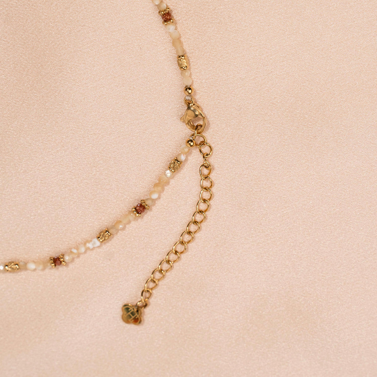 Collier perles nacre blanche Honorine photo 4