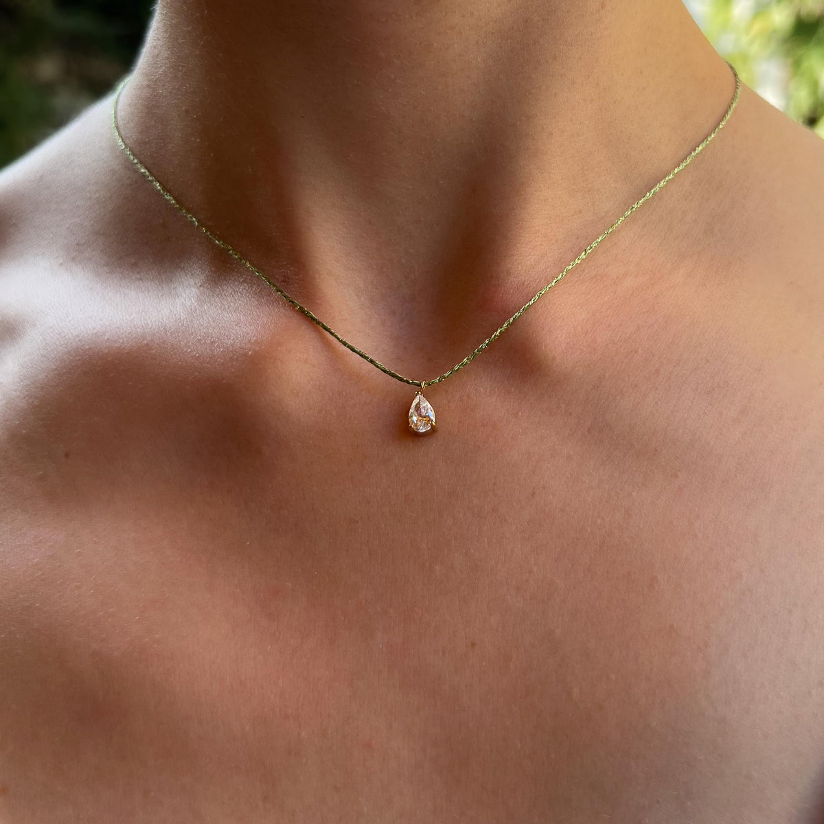 Collier pendentif goutte zircon cordon Annabelle photo 3