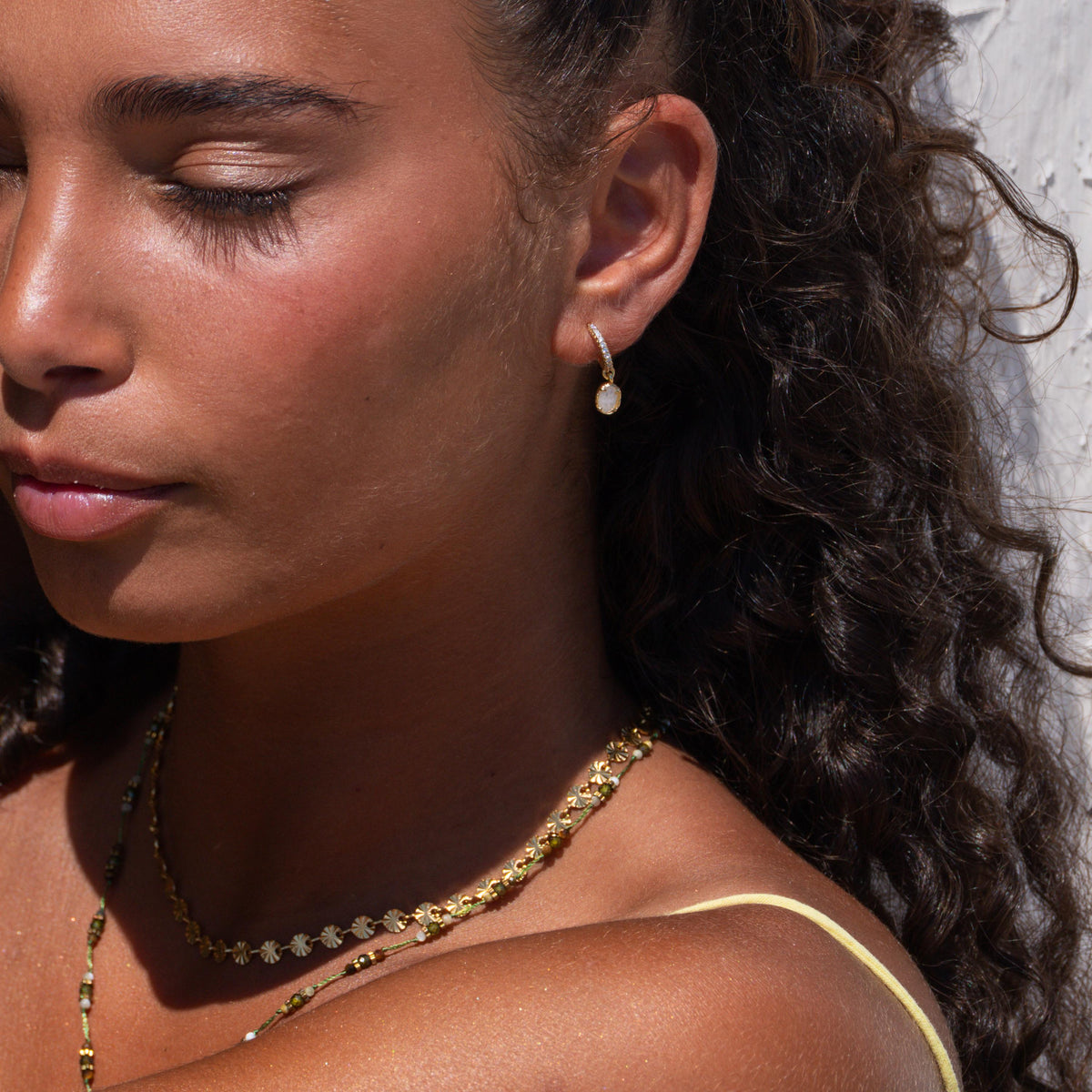 Boucles d'oreilles cristal de roche et Blanche photo 3