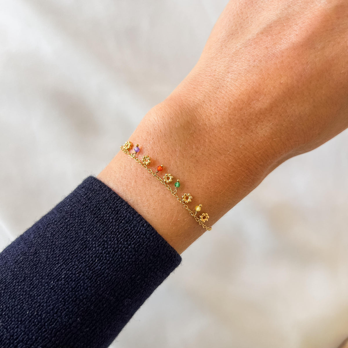 Bracelet fleurs pierres multicolores Daphné