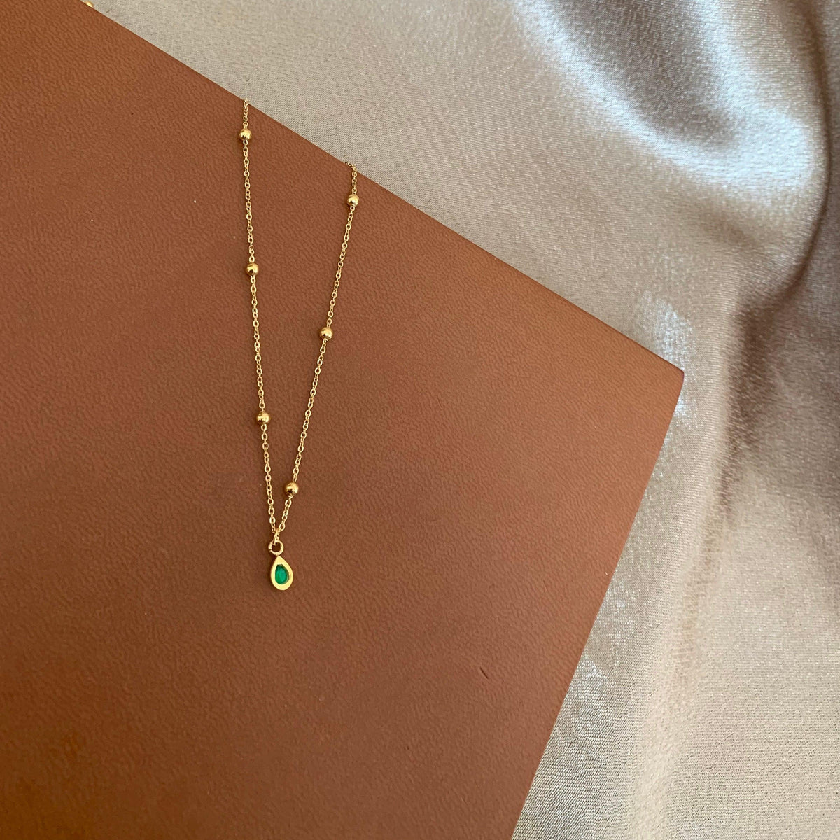 Collier pendentif goutte zircon vert Annabelle photo 2