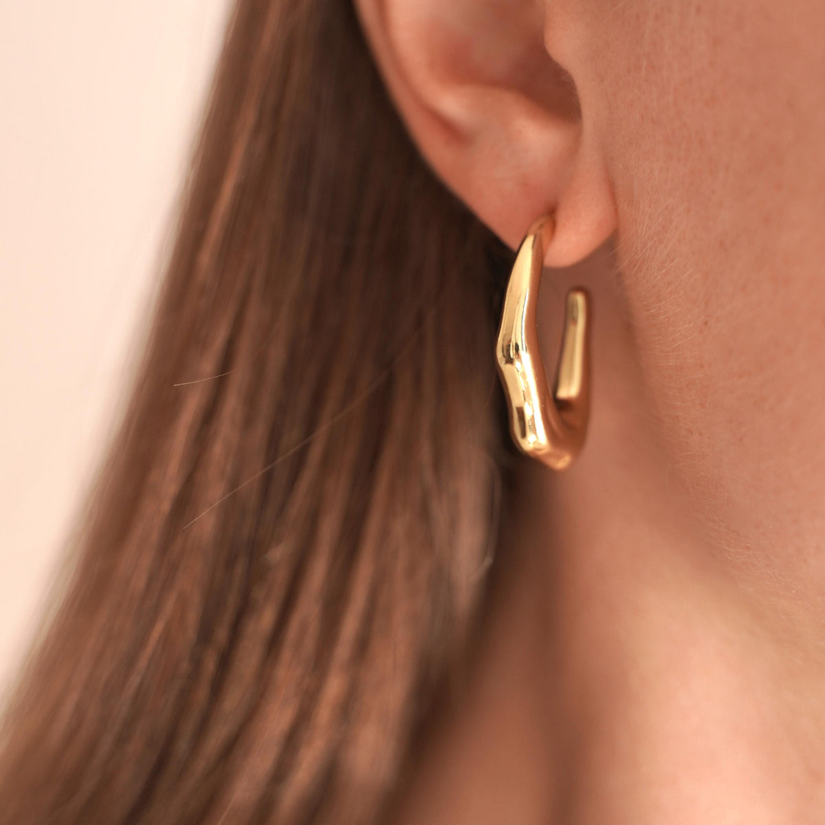 Boucles d'oreilles pendantes bombées Bertille photo 2