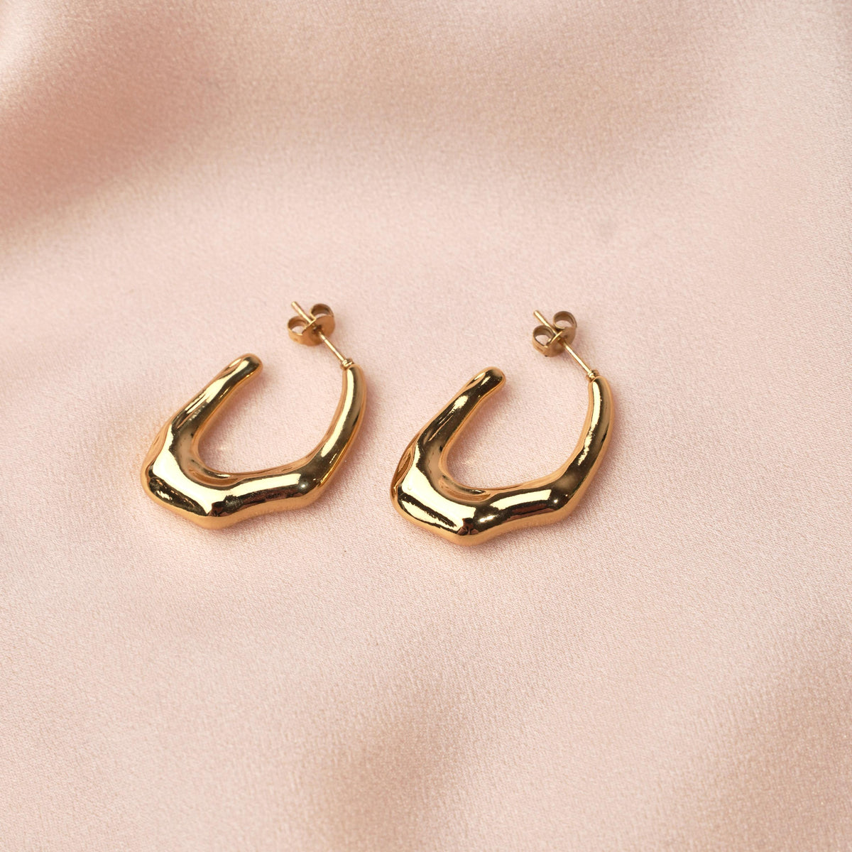 Boucles d'oreilles pendantes bombées Bertille photo 3