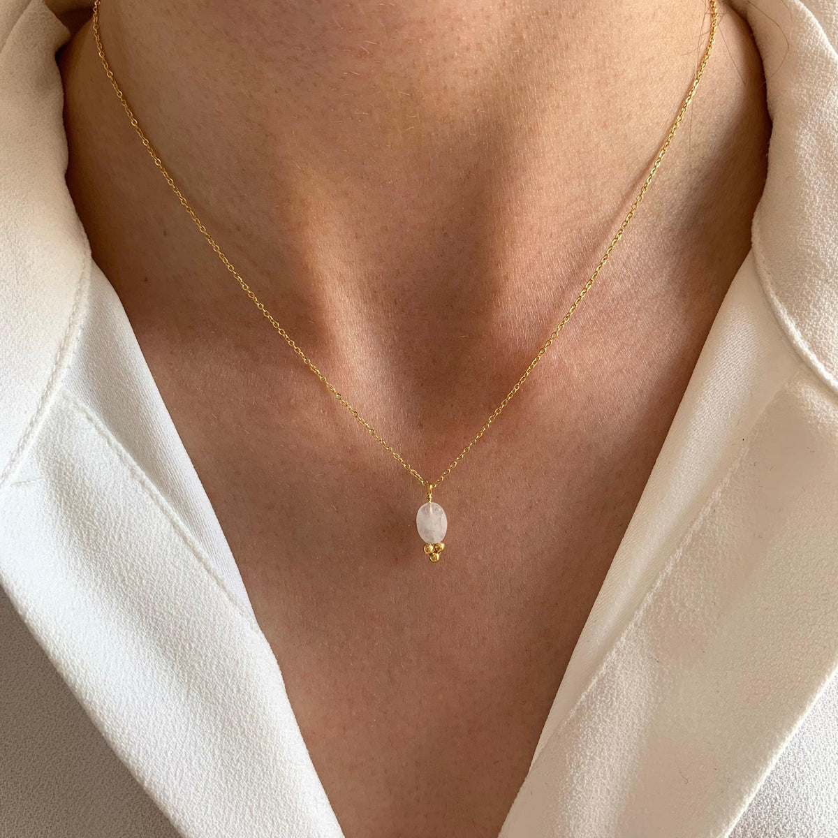 Collier pendentif ovale onyx noir Constance photo 2