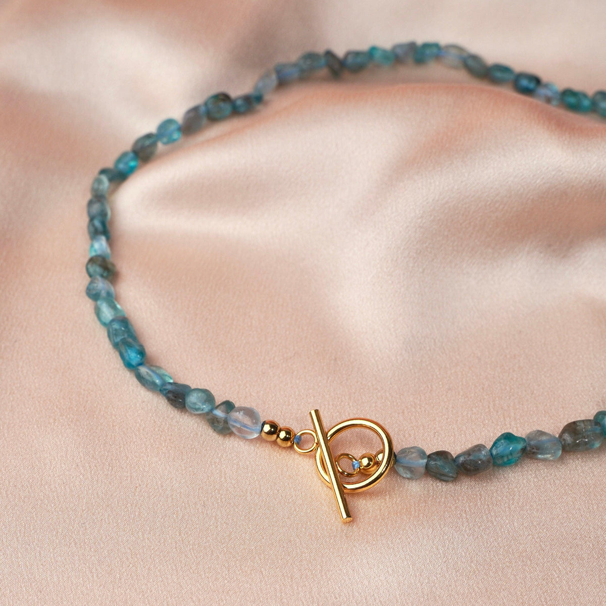 Collier rang de perles apatite Jeanne photo 2