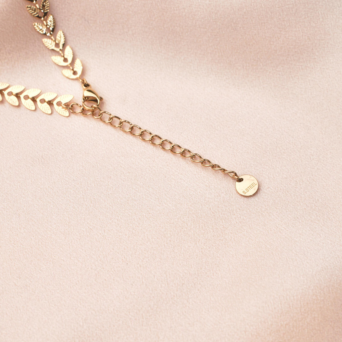 Collier chaîne épis ras de cou Isaure photo 4
