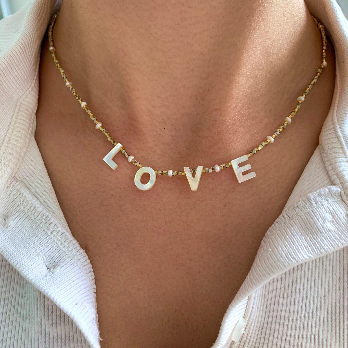 Collier femme perles nacre love Justine