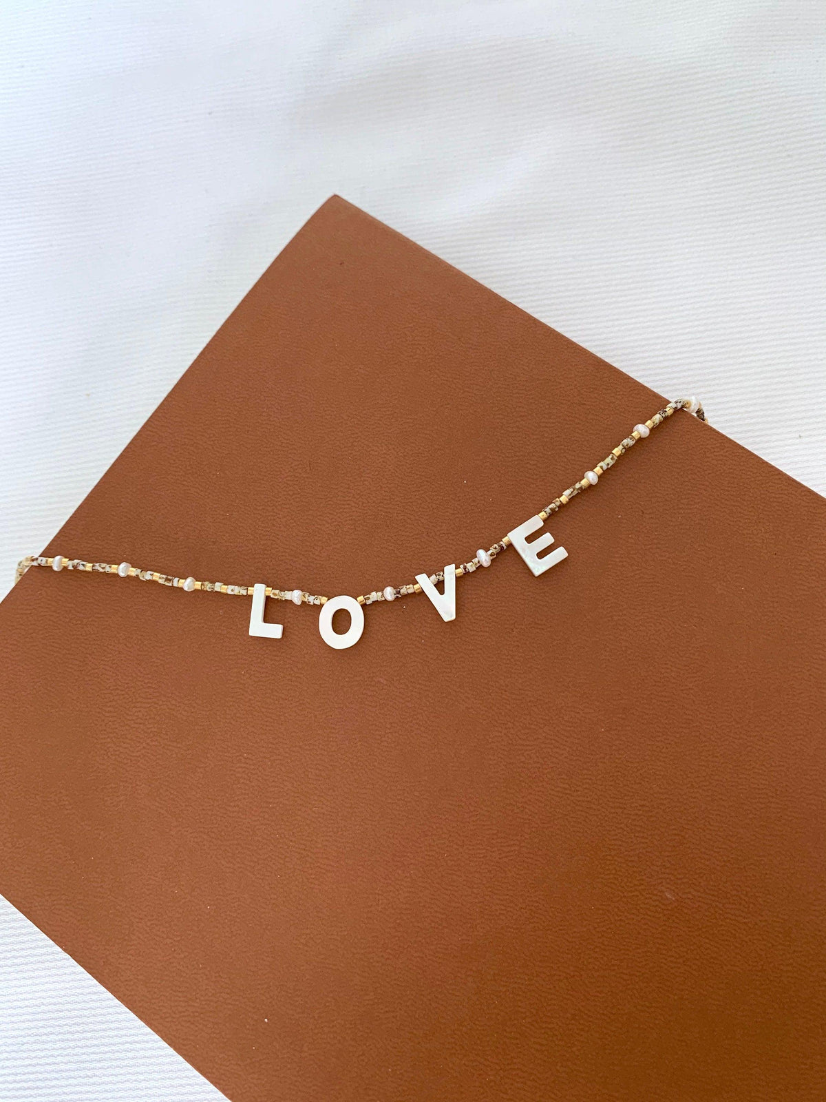 Collier femme perles nacre love Justine photo 2