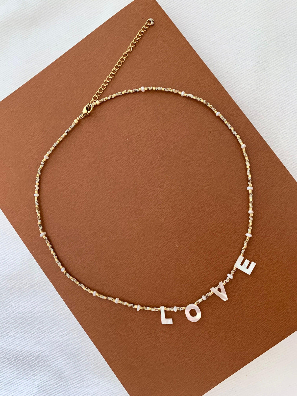Collier femme perles nacre love Justine photo 3