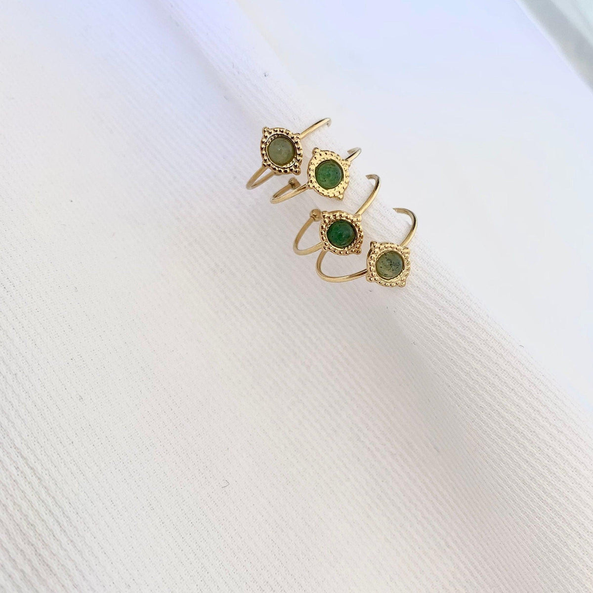 Bague pierre ronde nacre blanche Camille photo 6