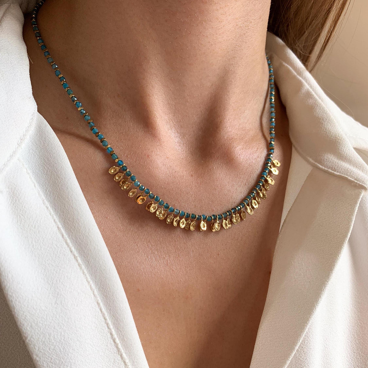Collier perles apatite pampilles dorées Garance photo 3