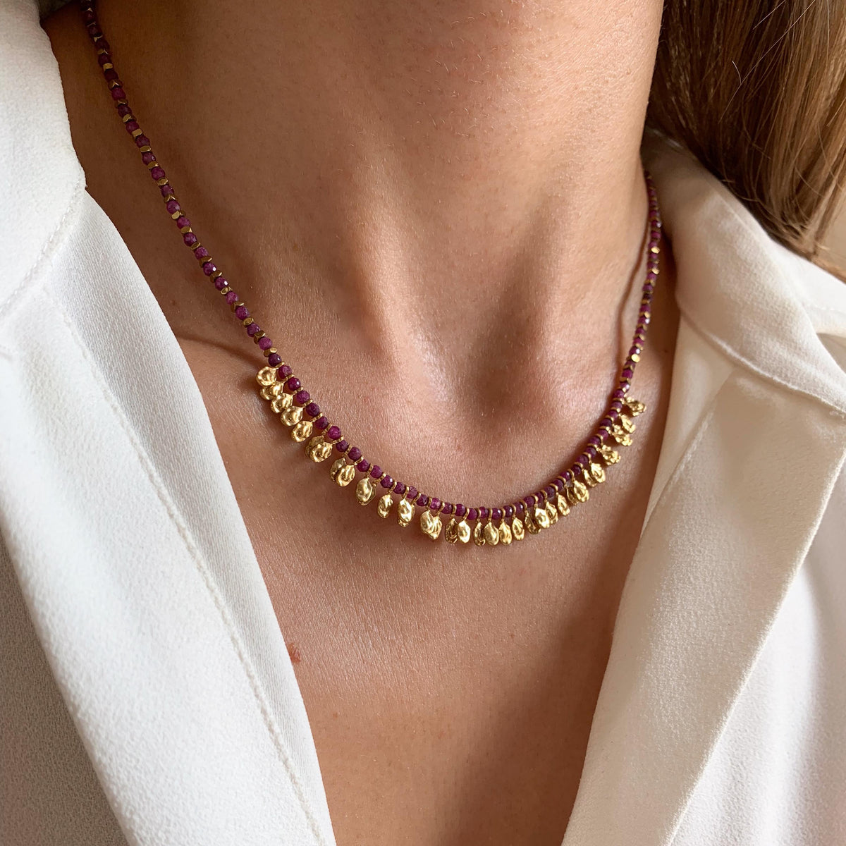 Collier perles rubis pampilles dorées Garance
