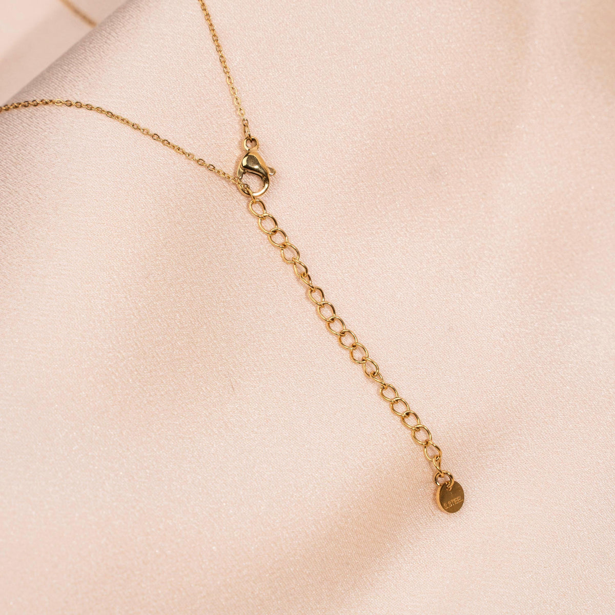 Collier en Y perles d'eau douce Romane photo 6