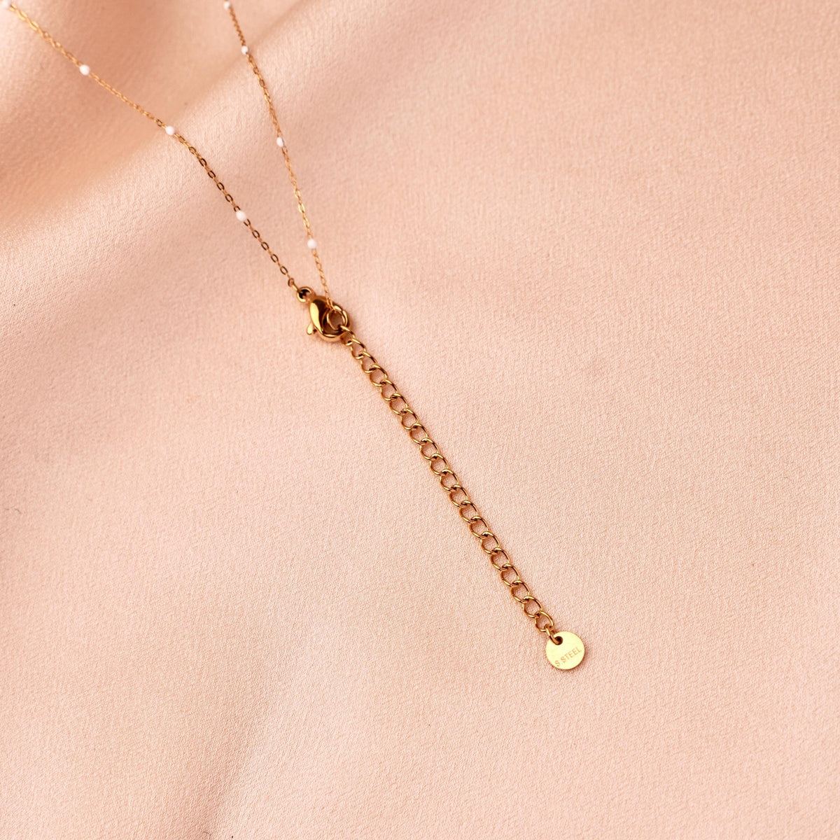 Collier pendentif soleil mini Éléonore photo 4
