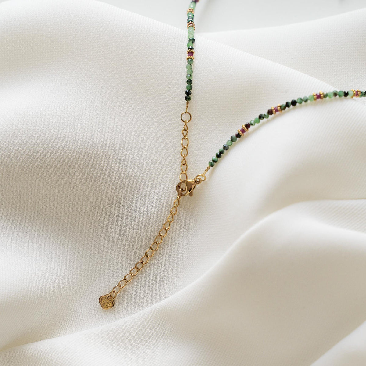 Collier rang de perles rubis zoïsite Jeanne photo 5