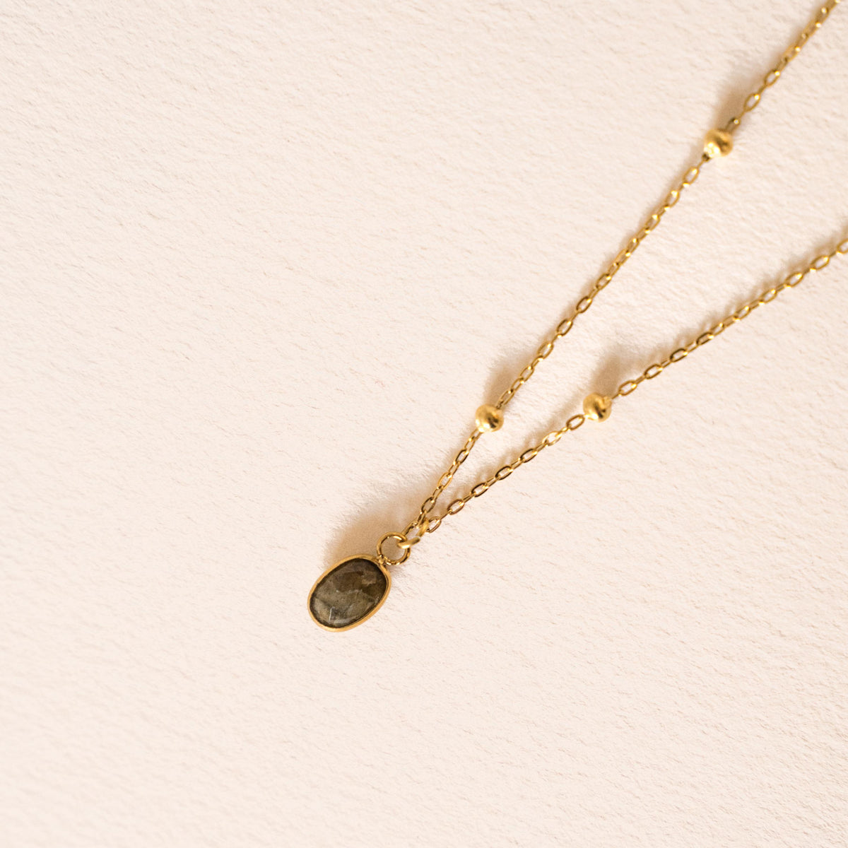 Collier pendentif pierre ovale quartz rose Adèle photo 5