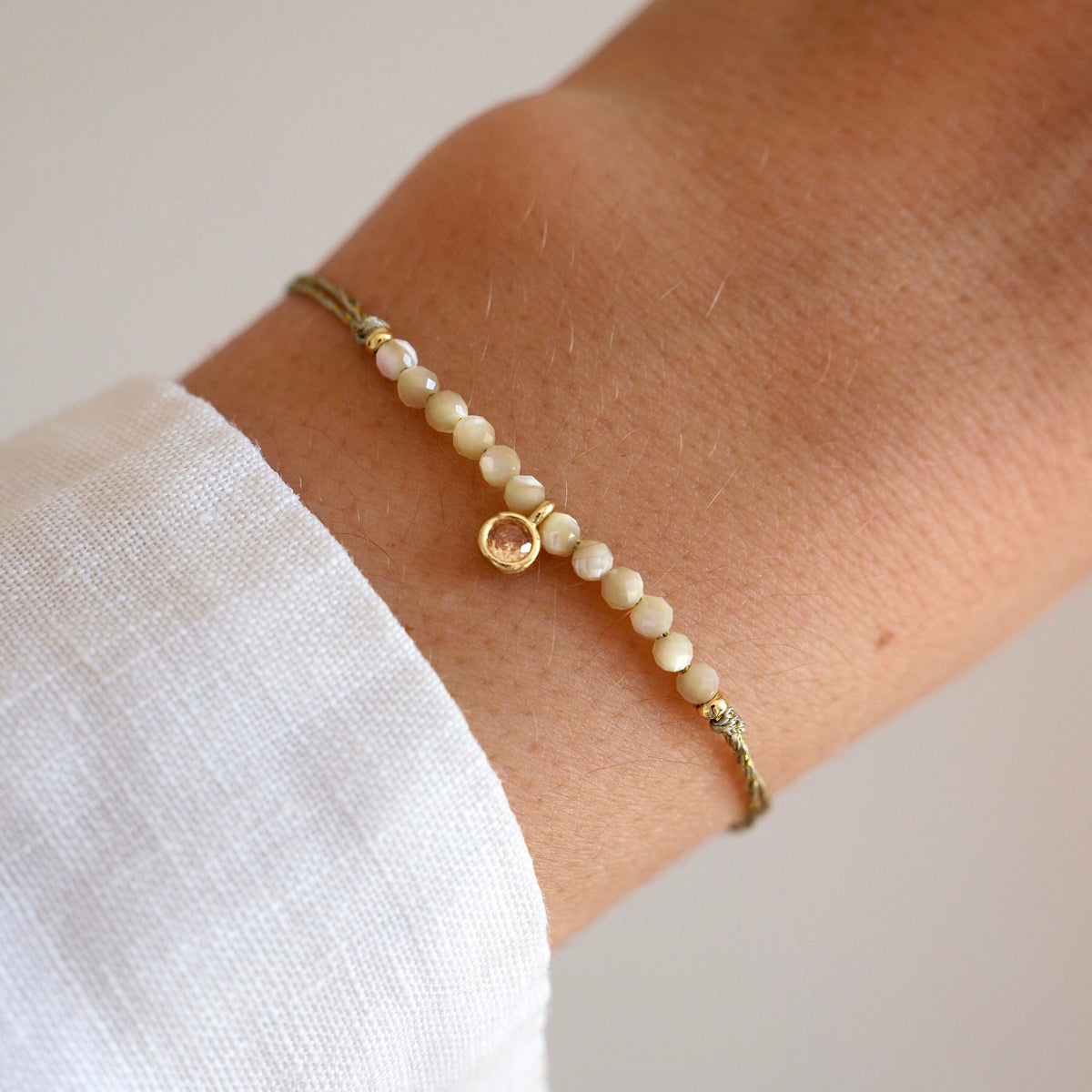 Bracelet perles améthyste et zircon Salomé photo 4