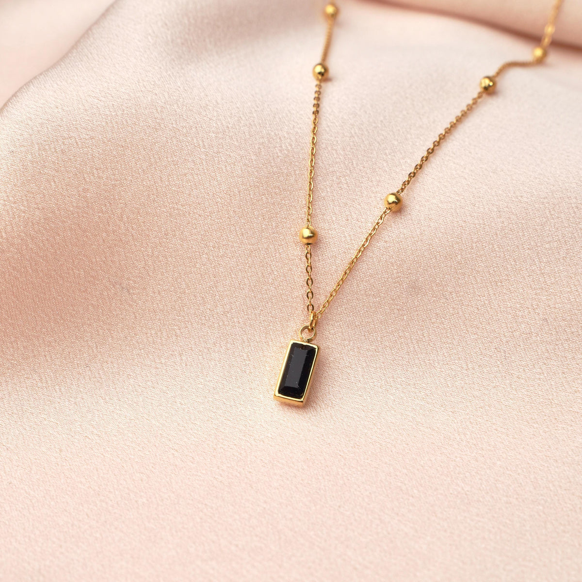 Collier pendentif rectangle zircon Mathilde photo 4