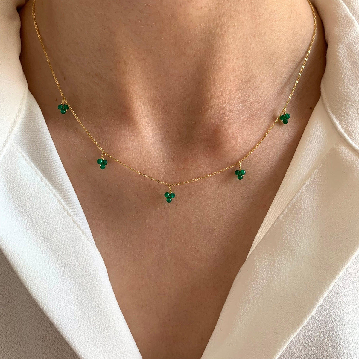 Collier fleur perles agate verte Marguerite