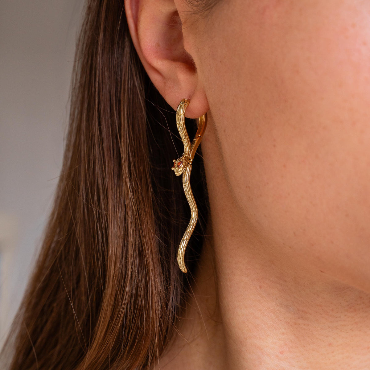 Boucles d'oreilles pendantes serpent Léa