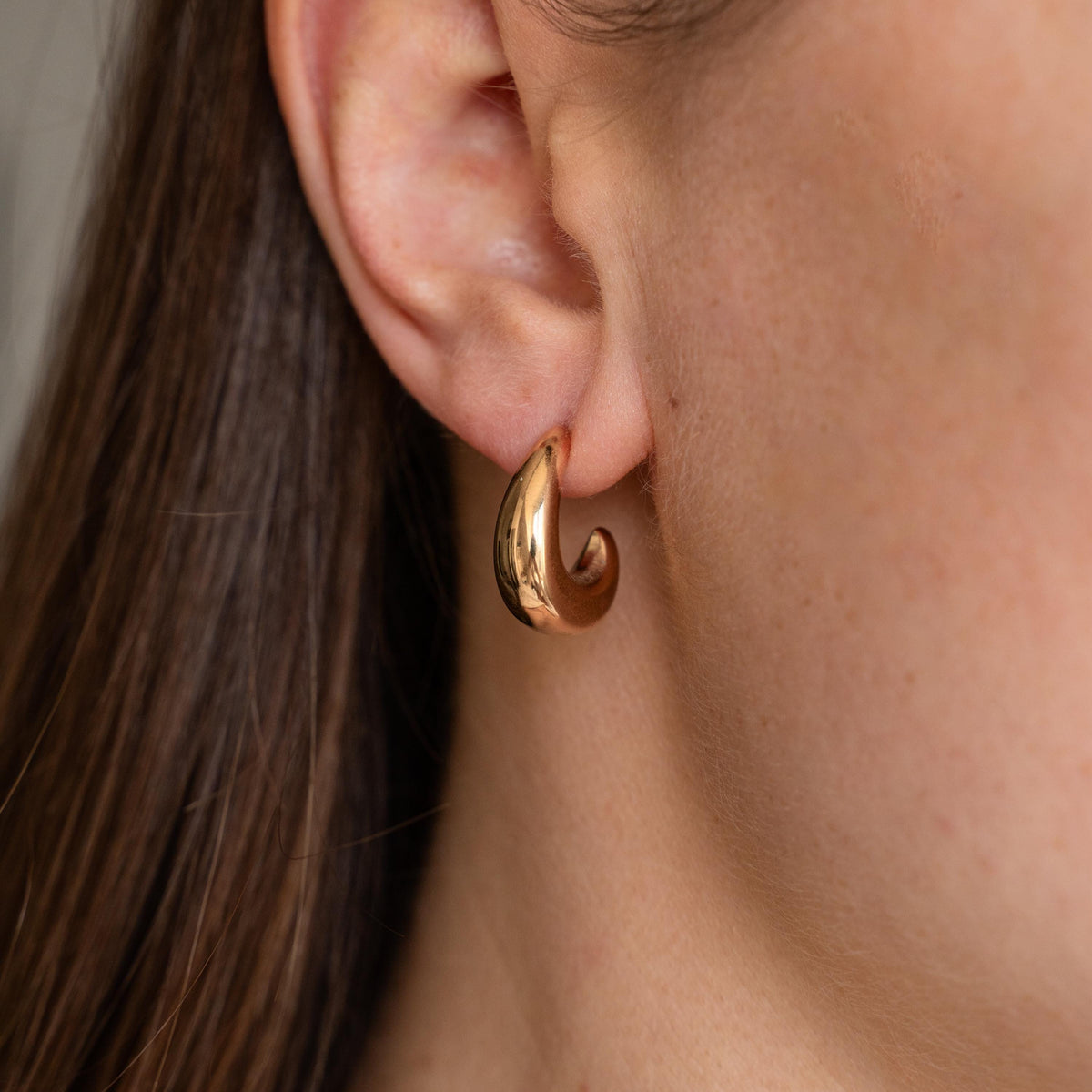 Boucles d'oreilles bombées dorées ovales Ophélie photo 4