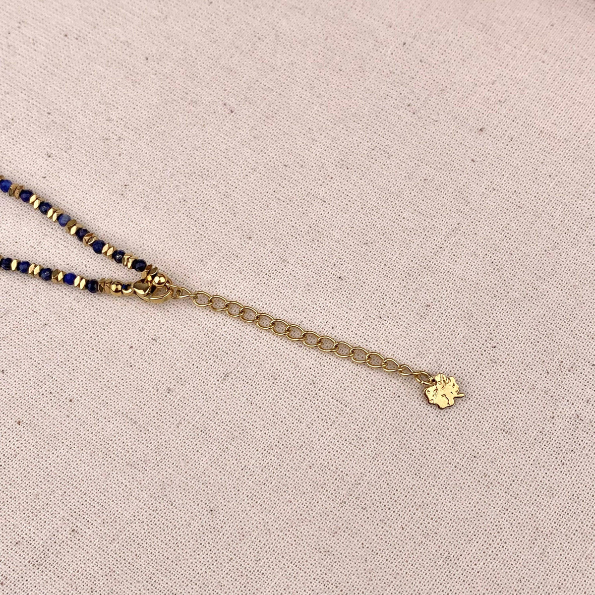 Collier rang de perles lapis lazuli Jeanne photo 4