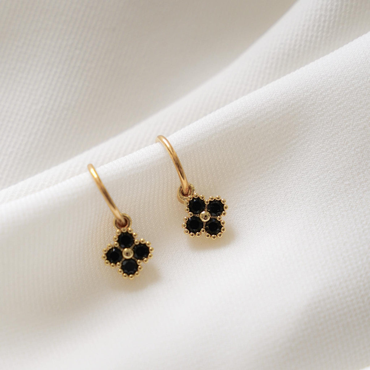 Boucles d'oreilles trèfle zircon noir Victorine photo 2