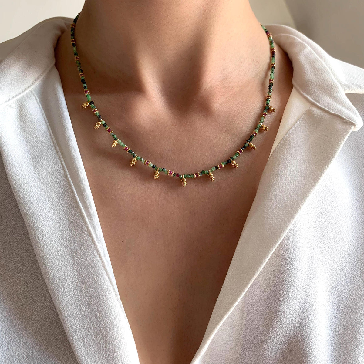 Collier rang de perles rubis zoïsite Jeanne photo 4